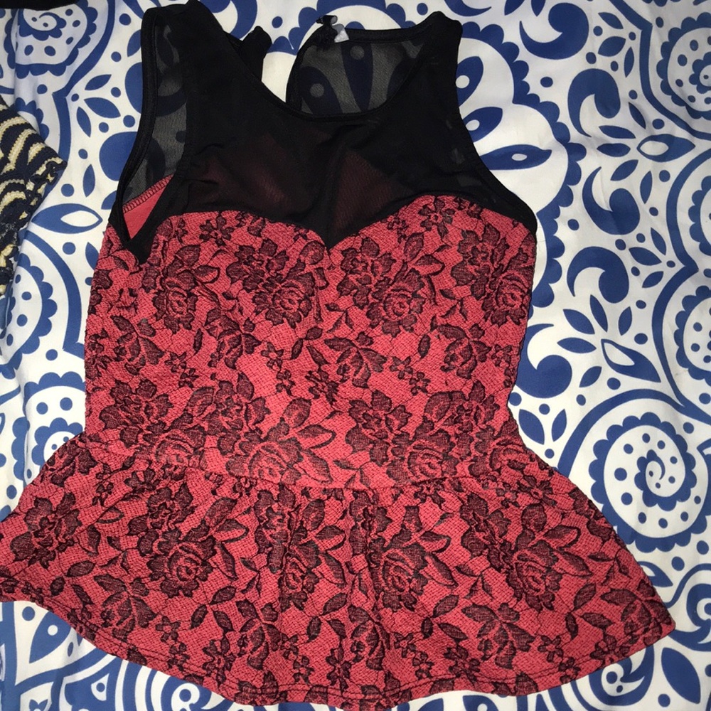 Red floral top🥰